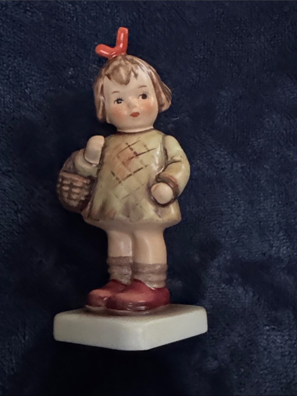 Vintage Hummel 479 Bought You a Gift